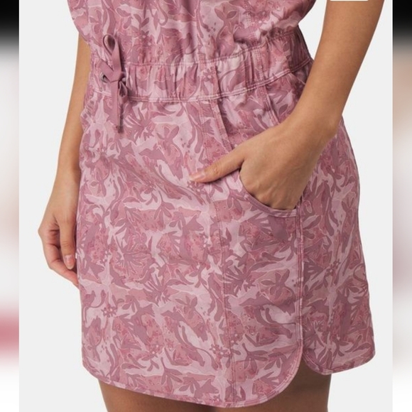 Women's Pink Sleeveless Nightdress - Picture 3 of 13